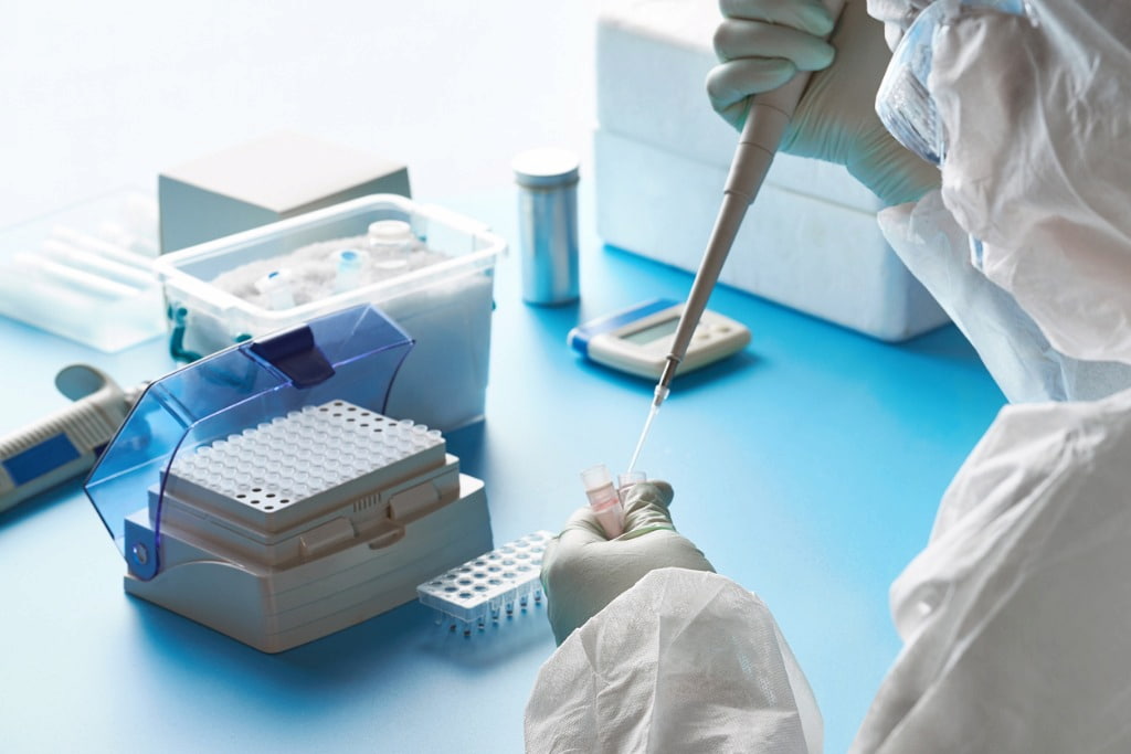 Private-Public Venture Fighting Cancer Case Study_Innodata